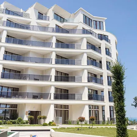 Stylish 1br With Balcony & Parking I Skyline By Flat Mаnаger * Varna