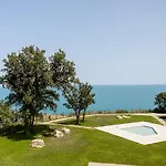 Stylish 1br With Sea View - Pool, & Parking I Skyline By Flat Mаnаger Apartment *