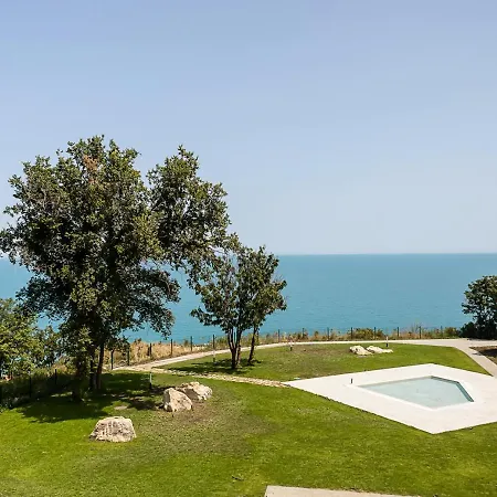 Stylish 1br With Sea View - Pool, & Parking I Skyline By Flat Mаnаger דירה *