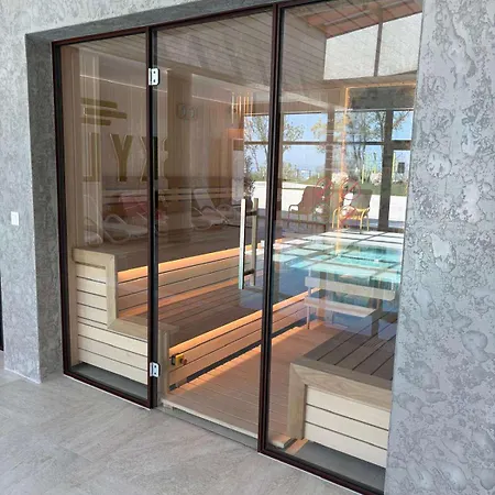 Stylish 1br With Sea View - Pool, & Parking I Skyline By Flat Mаnаger דירה וארנה