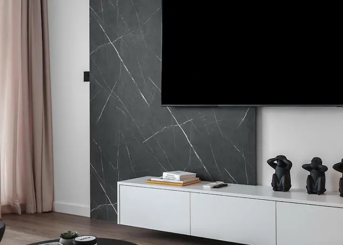 Stylish 1br With Balcony & Parking I Skyline By Flat Mаnаger Apartment