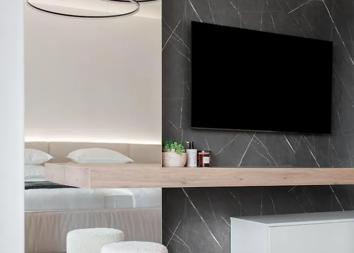 Stylish 1br With Balcony & Parking I Skyline By Flat Mаnаger * Varna