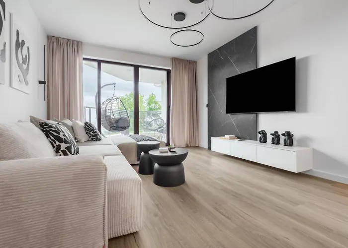 Stylish 1br With Balcony & Parking I Skyline By Flat Mаnаger Apartment *