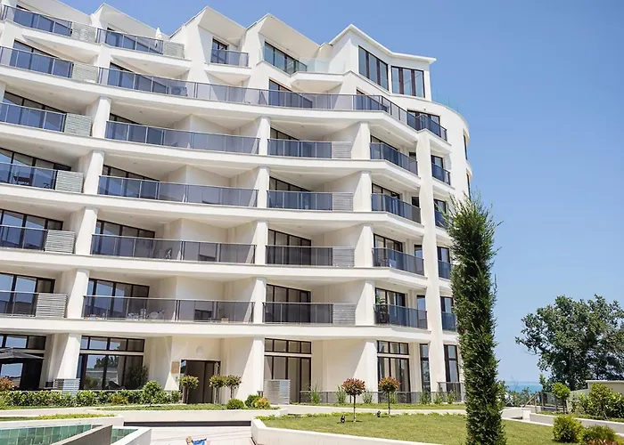 Stylish 1br With Balcony & Parking I Skyline By Flat Mаnаger * Varna